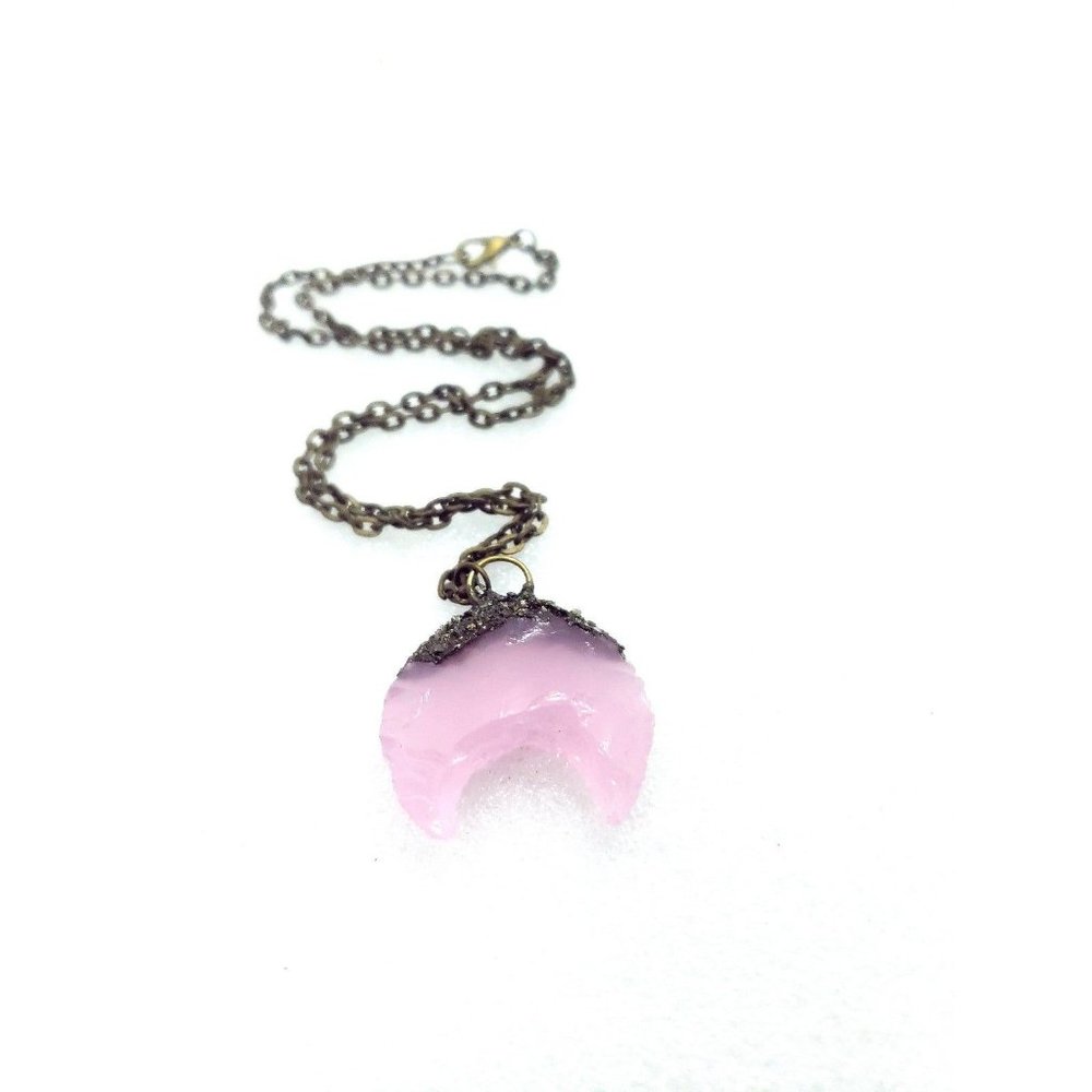 Pink moon and pyrite crystal Necklace - Picture 5 of 11